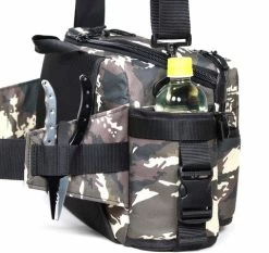 Hip Bag Tuned Monster -Love Fishing Store Hip Bag Tuned Monster camo 26 large 3a25c39c 1b4a 4df6 90cb e051a4e65633